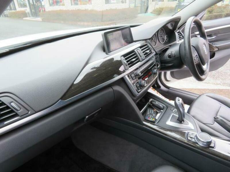 4 SERIES
