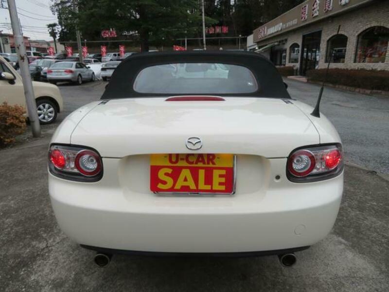 ROADSTER