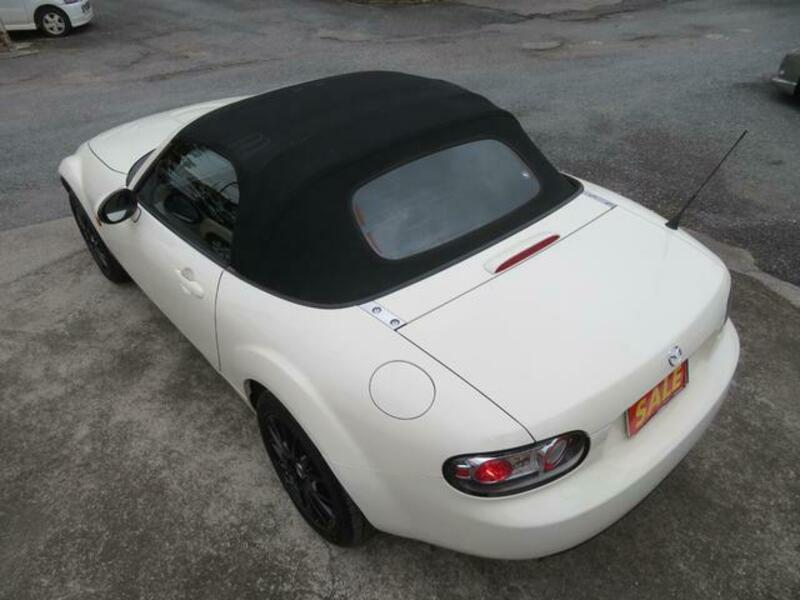 ROADSTER