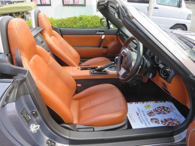 ROADSTER