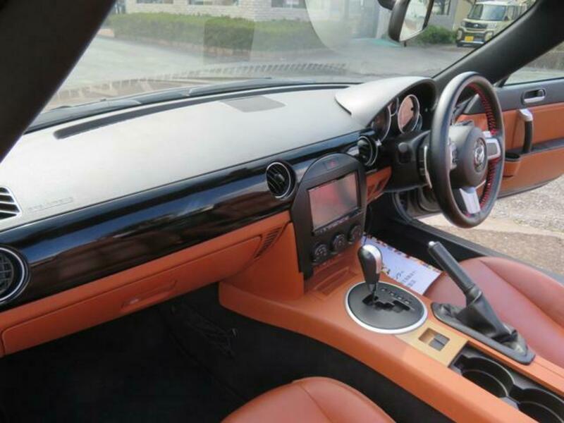 ROADSTER