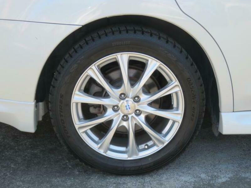LEGACY B4