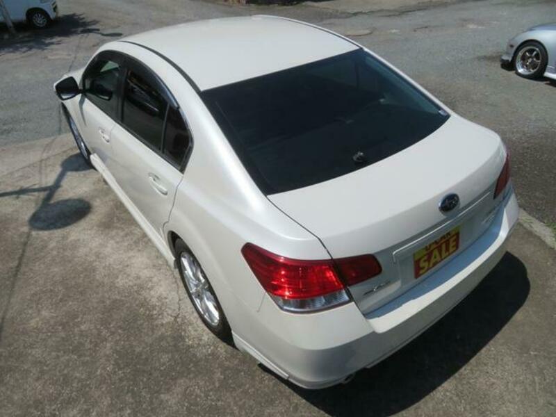LEGACY B4