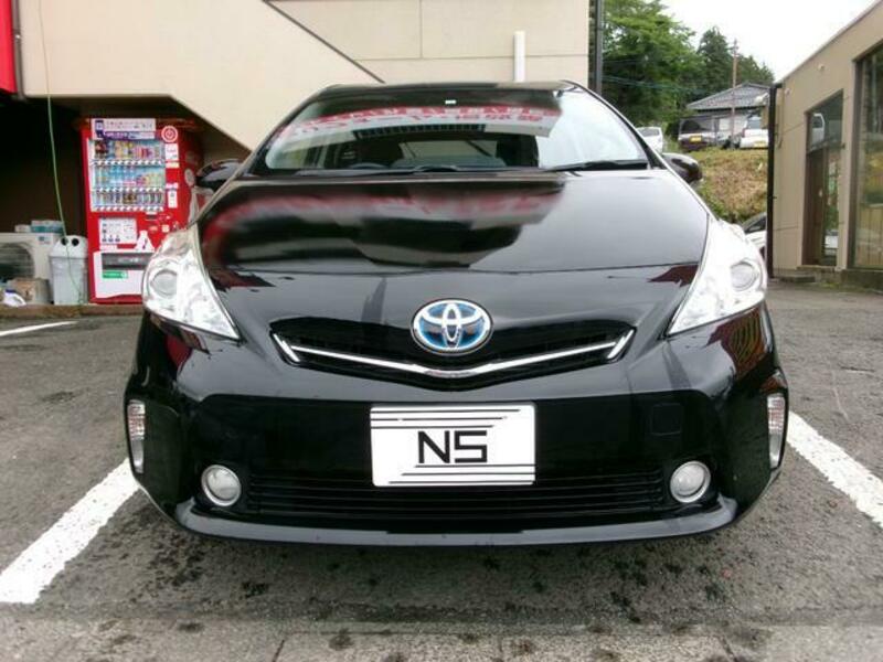PRIUS ALPHA