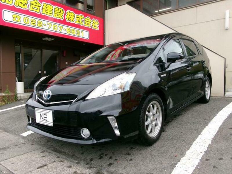 TOYOTA PRIUS ALPHA