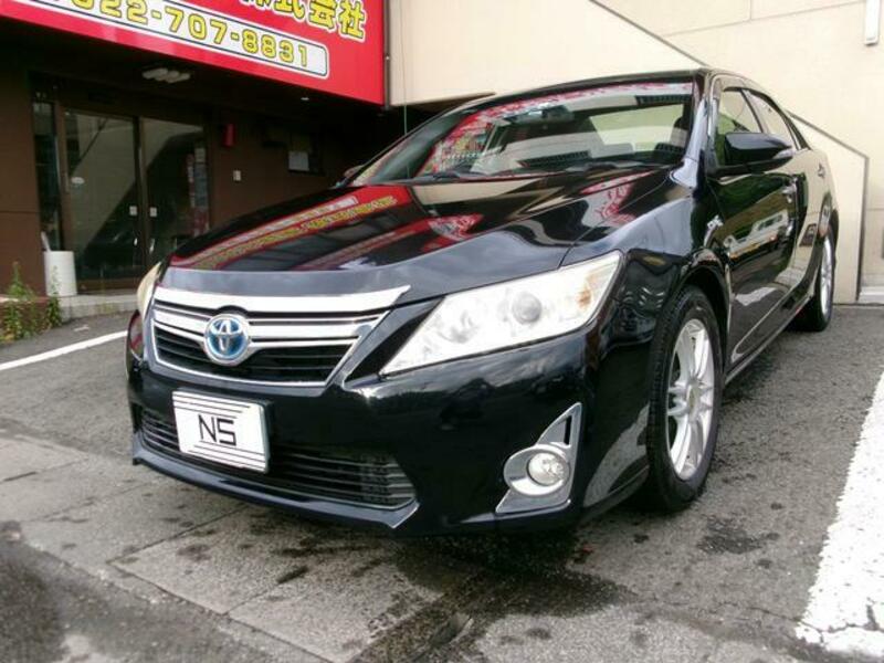 TOYOTA CAMRY