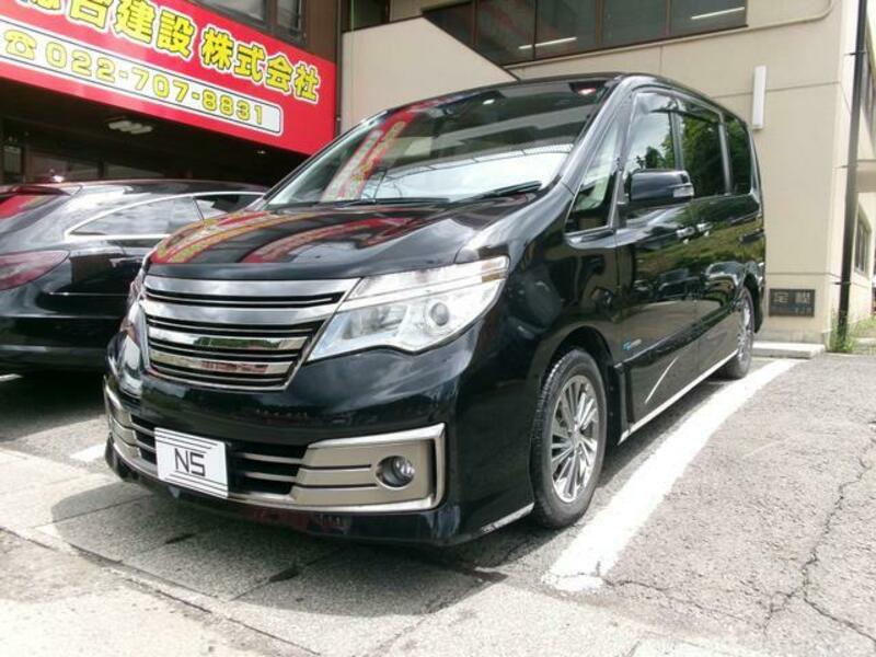 NISSAN SERENA