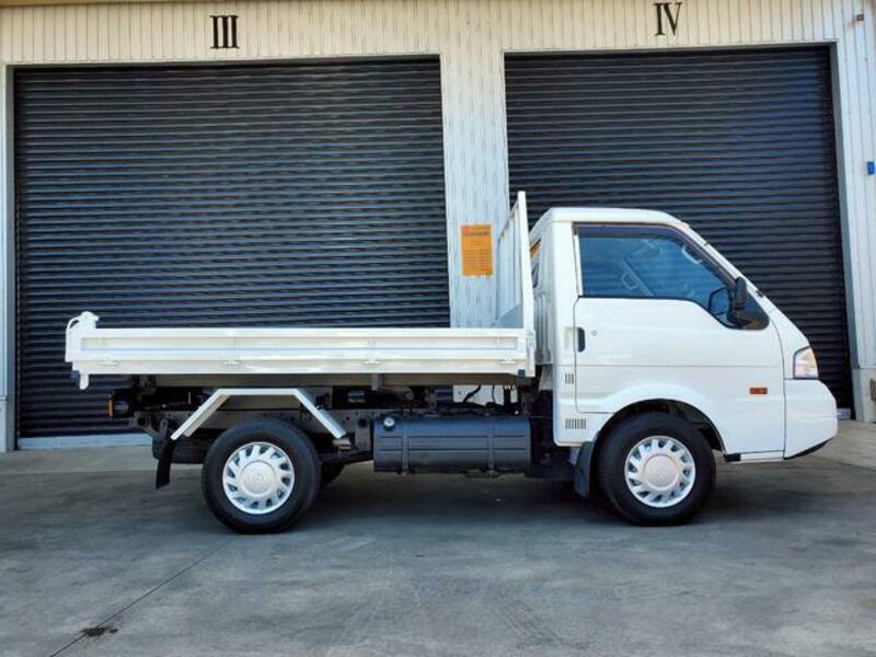 BONGO TRUCK