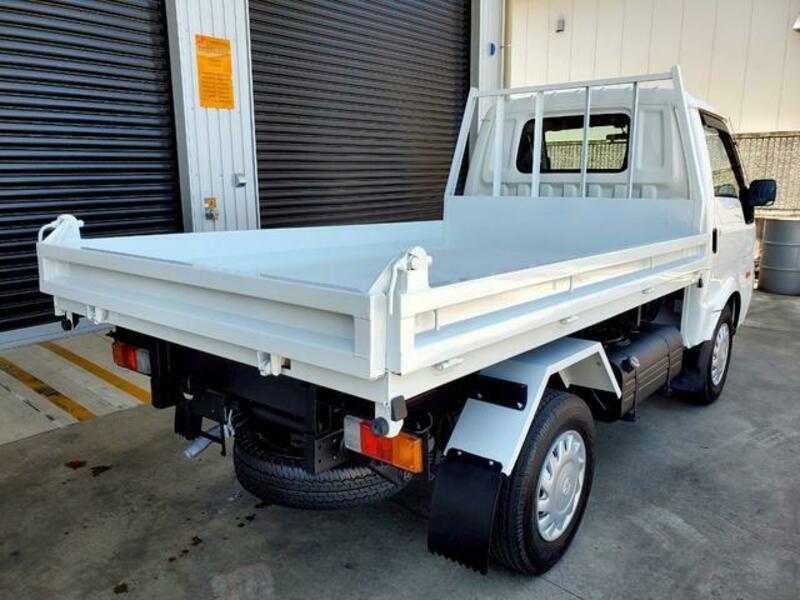BONGO TRUCK