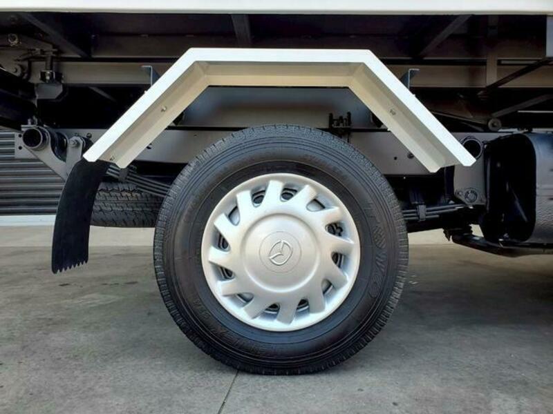 BONGO TRUCK