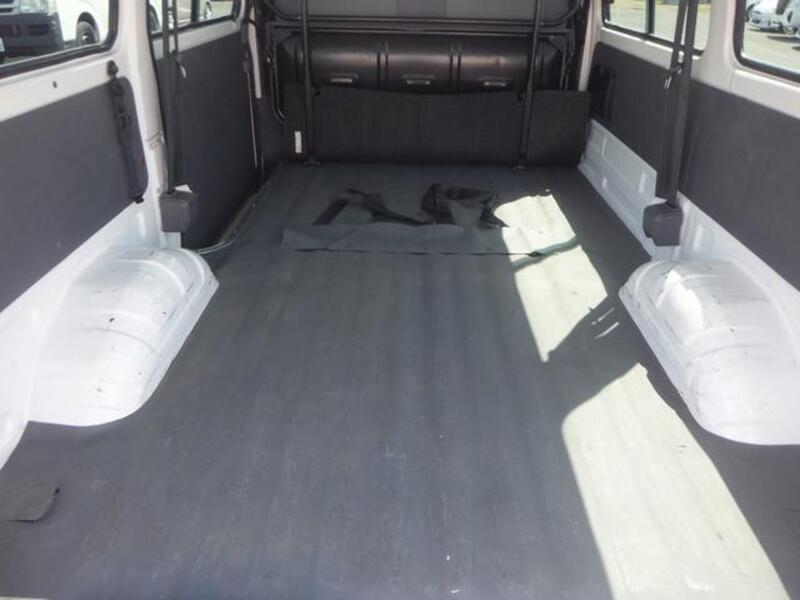 BONGO VAN