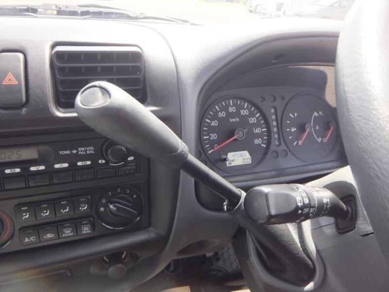 BONGO VAN