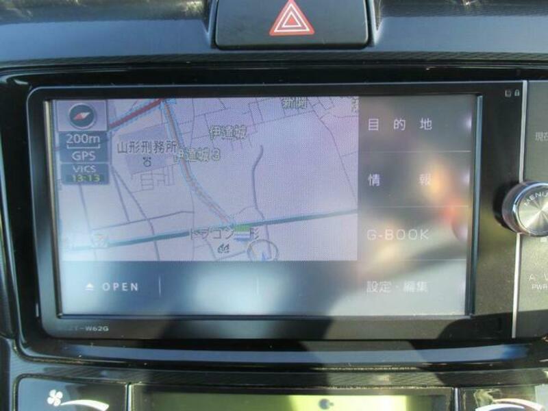 COROLLA AXIO