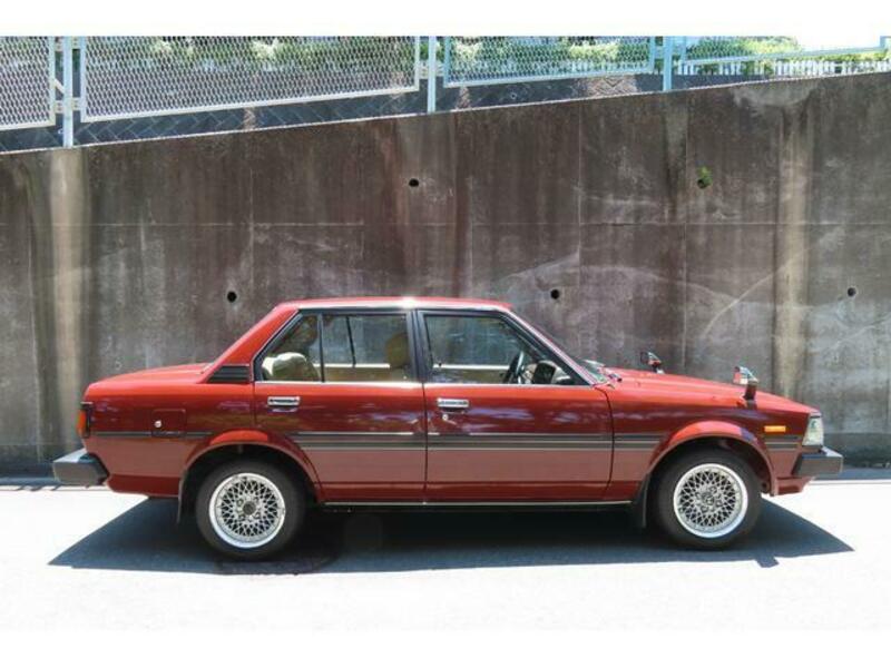 COROLLA