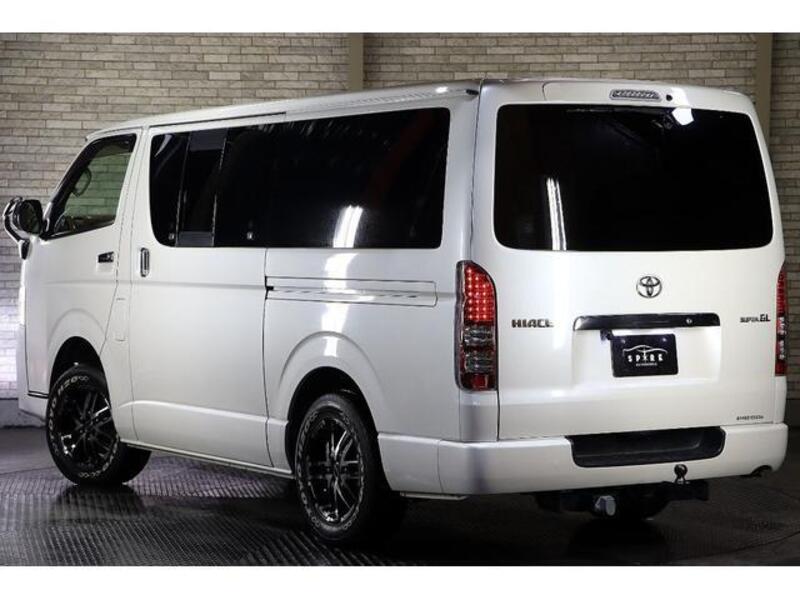 HIACE VAN