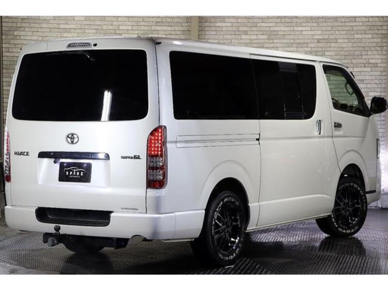 HIACE VAN