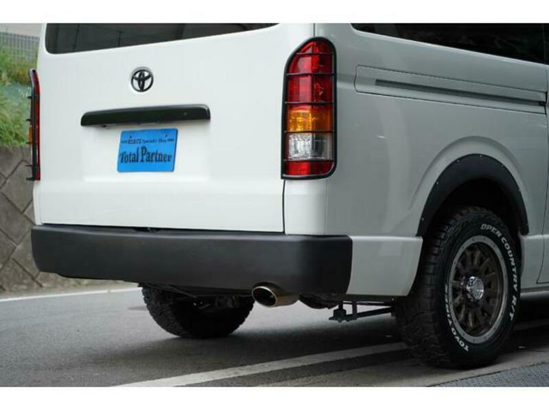 HIACE VAN