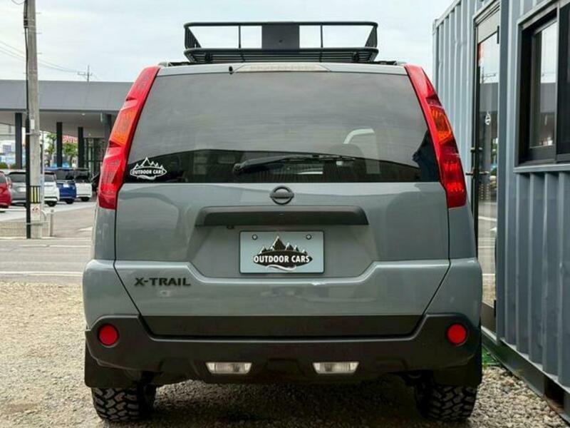 X-TRAIL