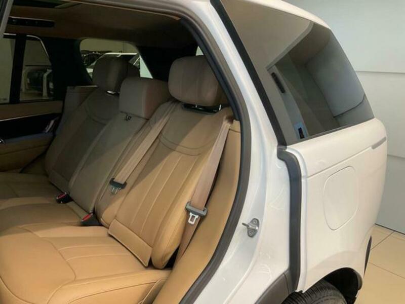 RANGE ROVER