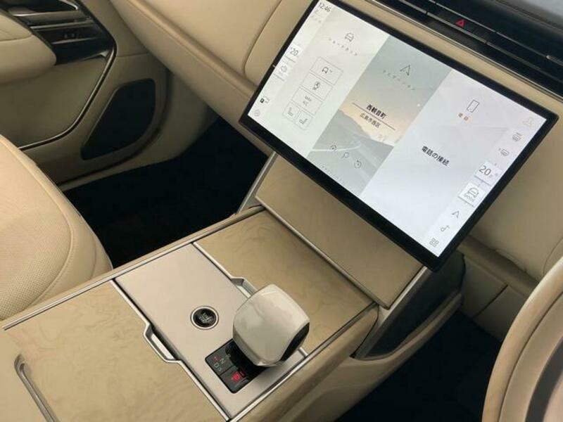 RANGE ROVER