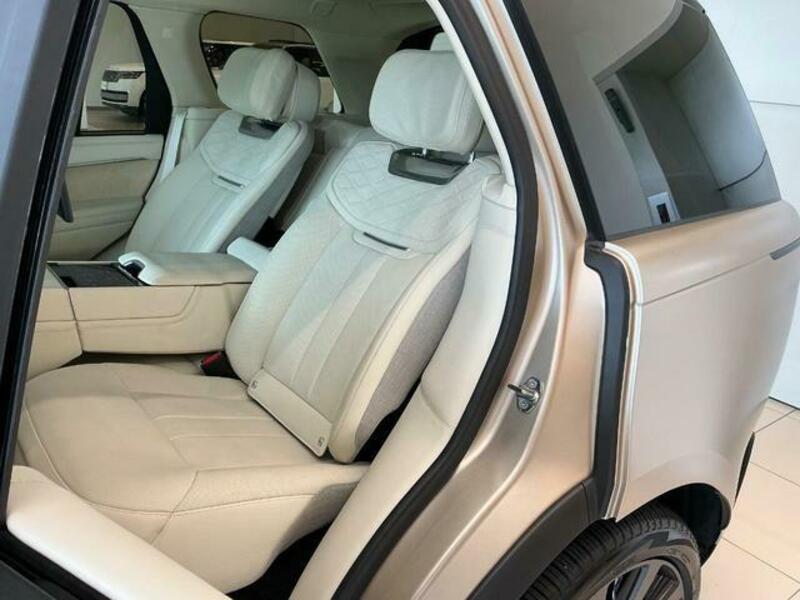 RANGE ROVER