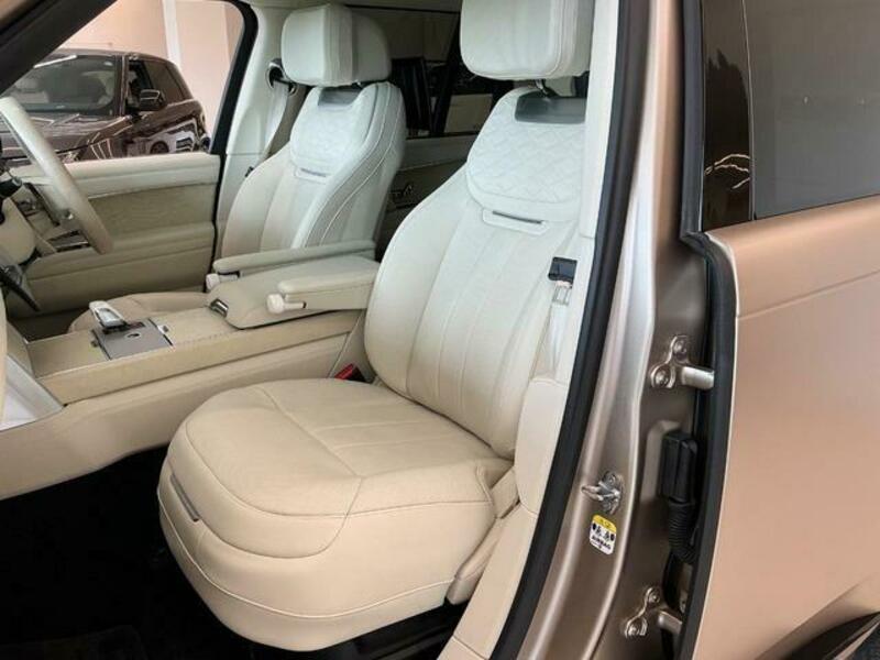 RANGE ROVER