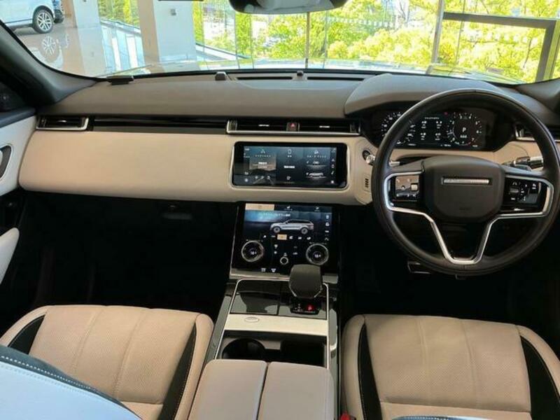 RANGE ROVER VELAR