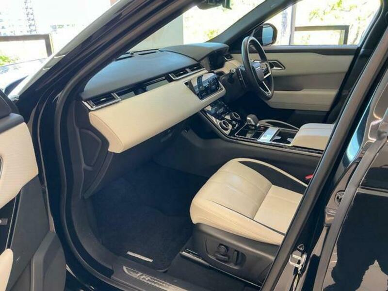 RANGE ROVER VELAR