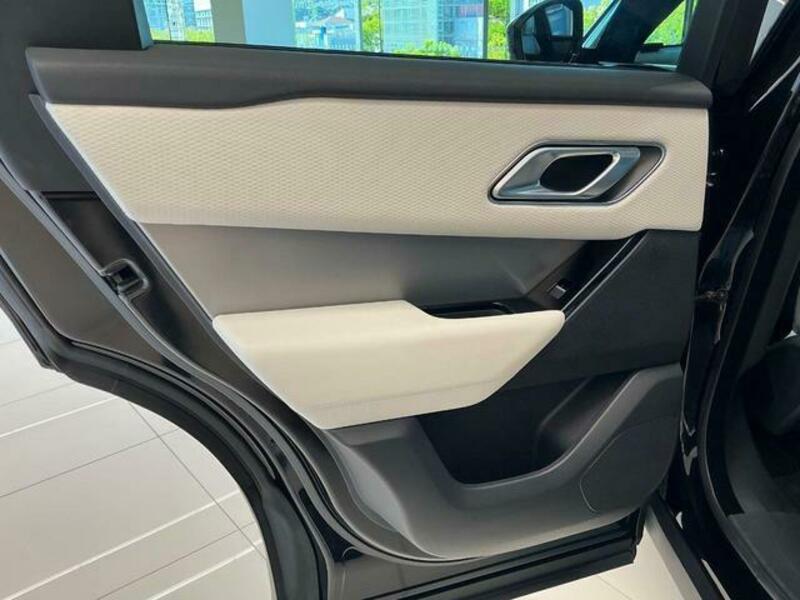 RANGE ROVER VELAR