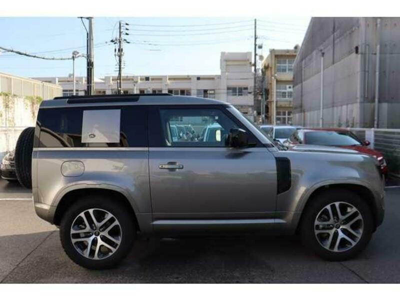 DEFENDER
