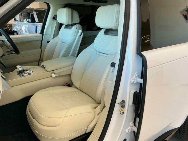 RANGE ROVER