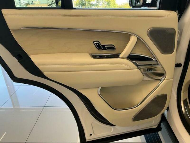 RANGE ROVER