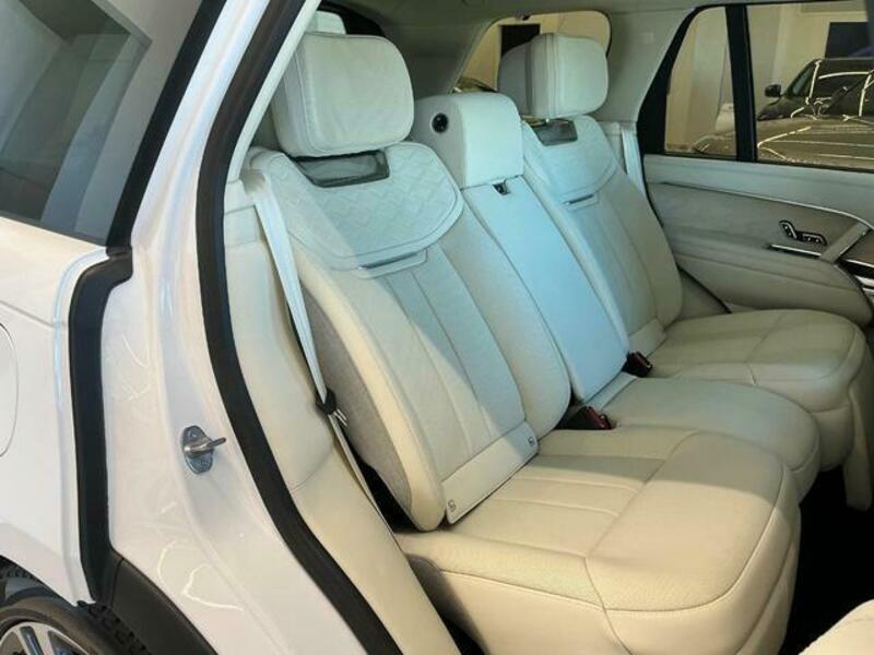 RANGE ROVER