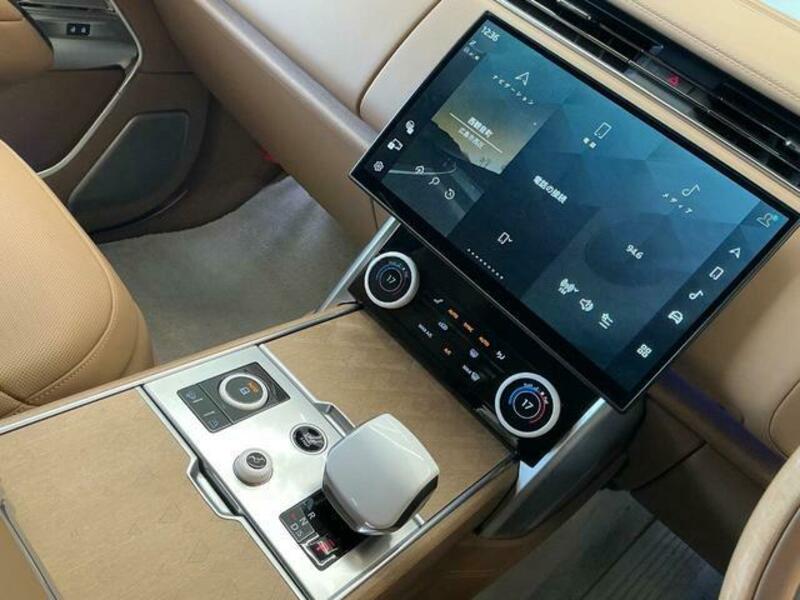 RANGE ROVER