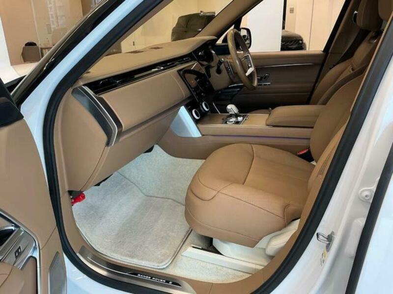 RANGE ROVER