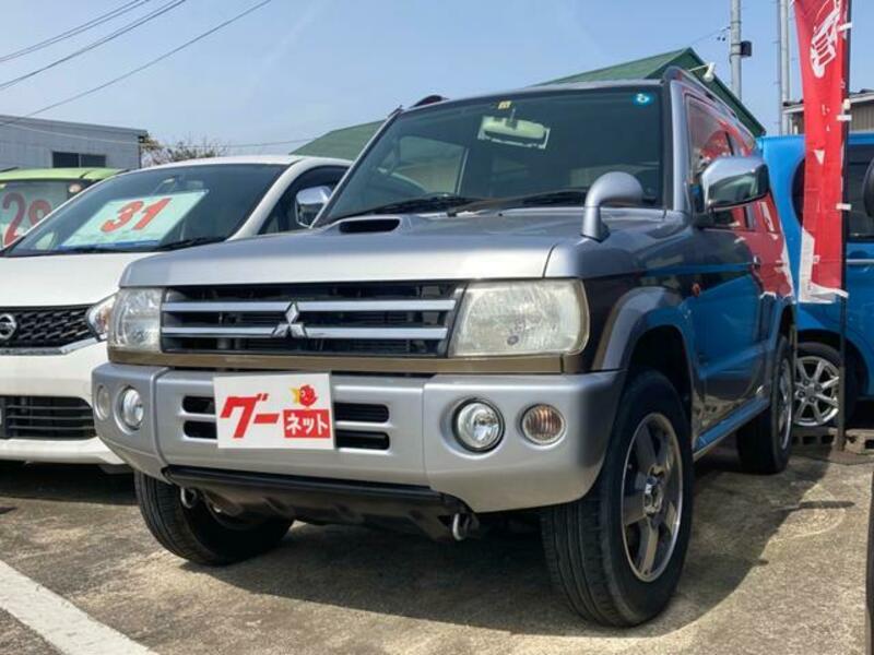 MITSUBISHI PAJERO MINI