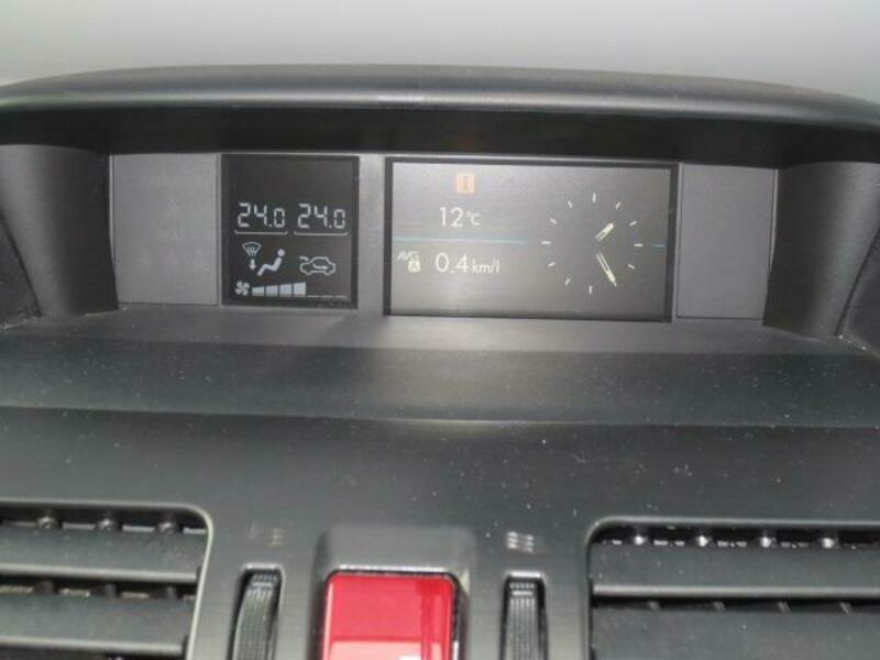 XV HYBRID