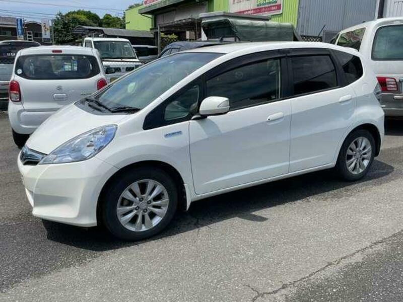 FIT HYBRID