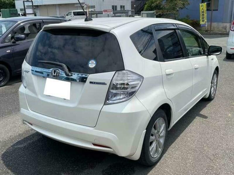 FIT HYBRID