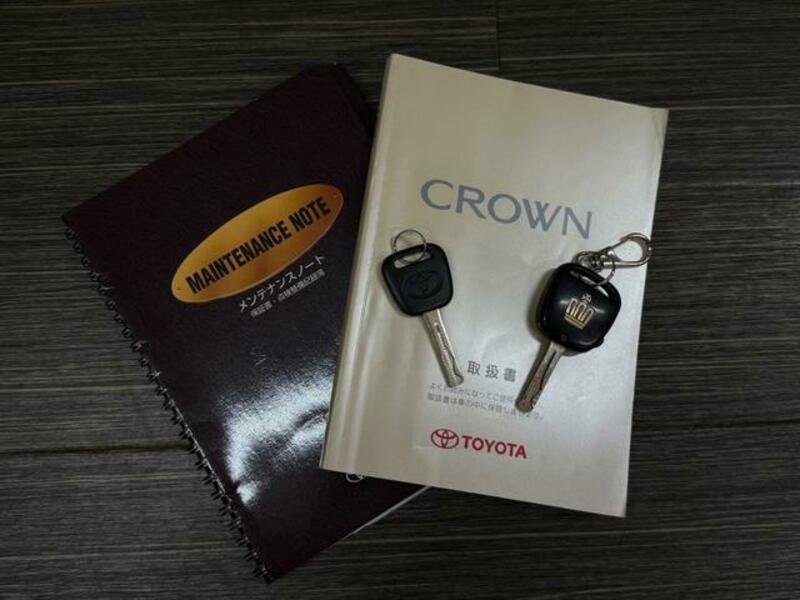 CROWN