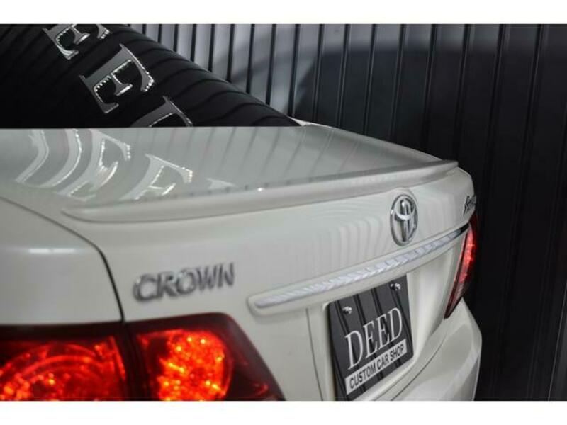 CROWN