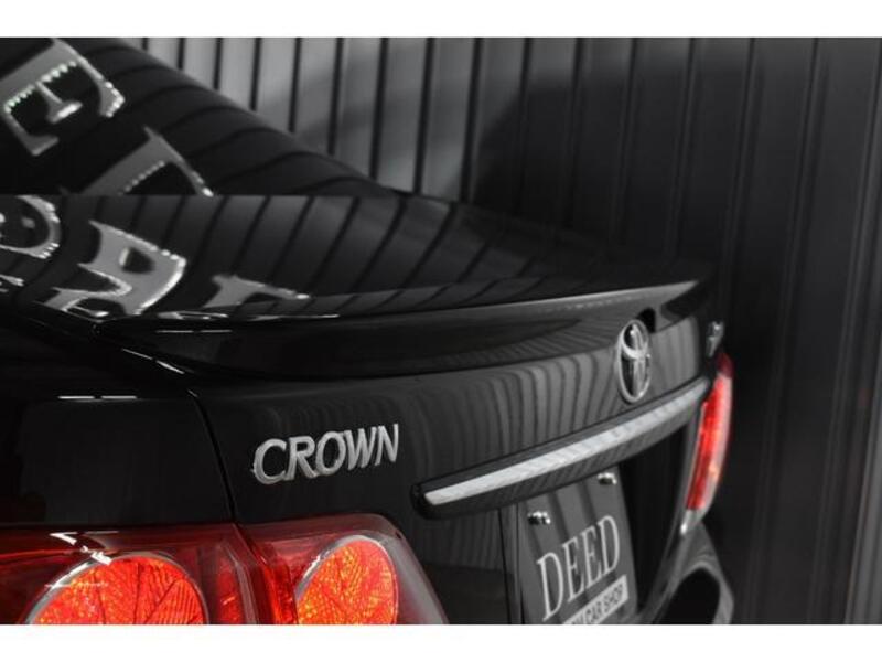 CROWN
