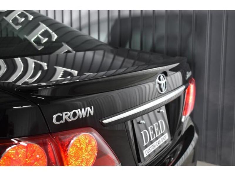 CROWN