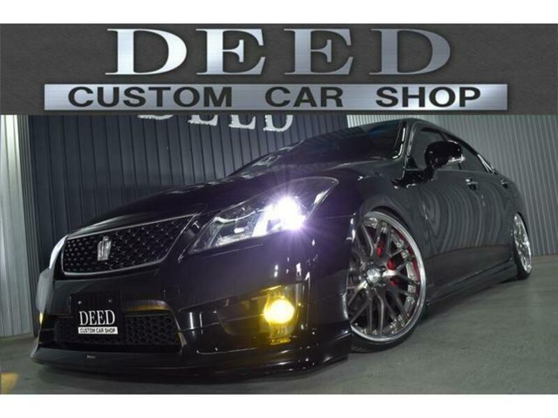 TOYOTA CROWN
