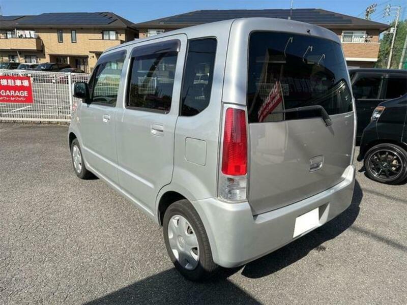WAGON R