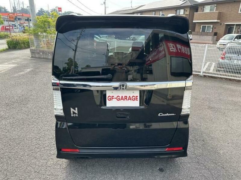 N BOX CUSTOM