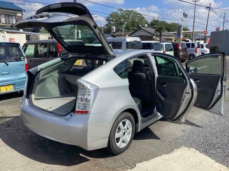 PRIUS