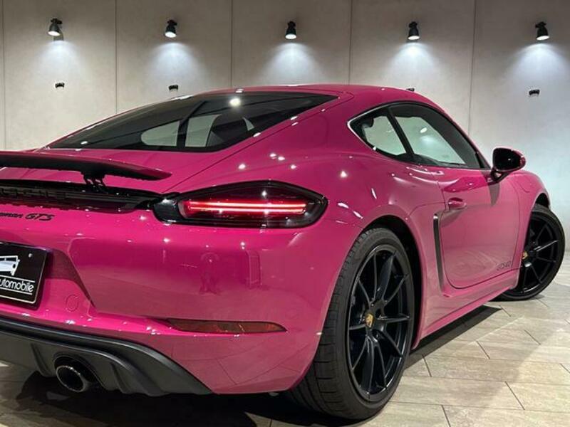 718 CAYMAN