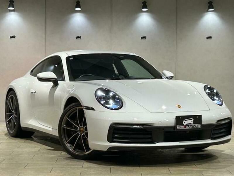 911