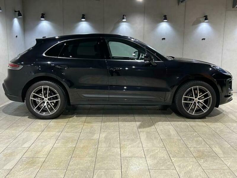 MACAN